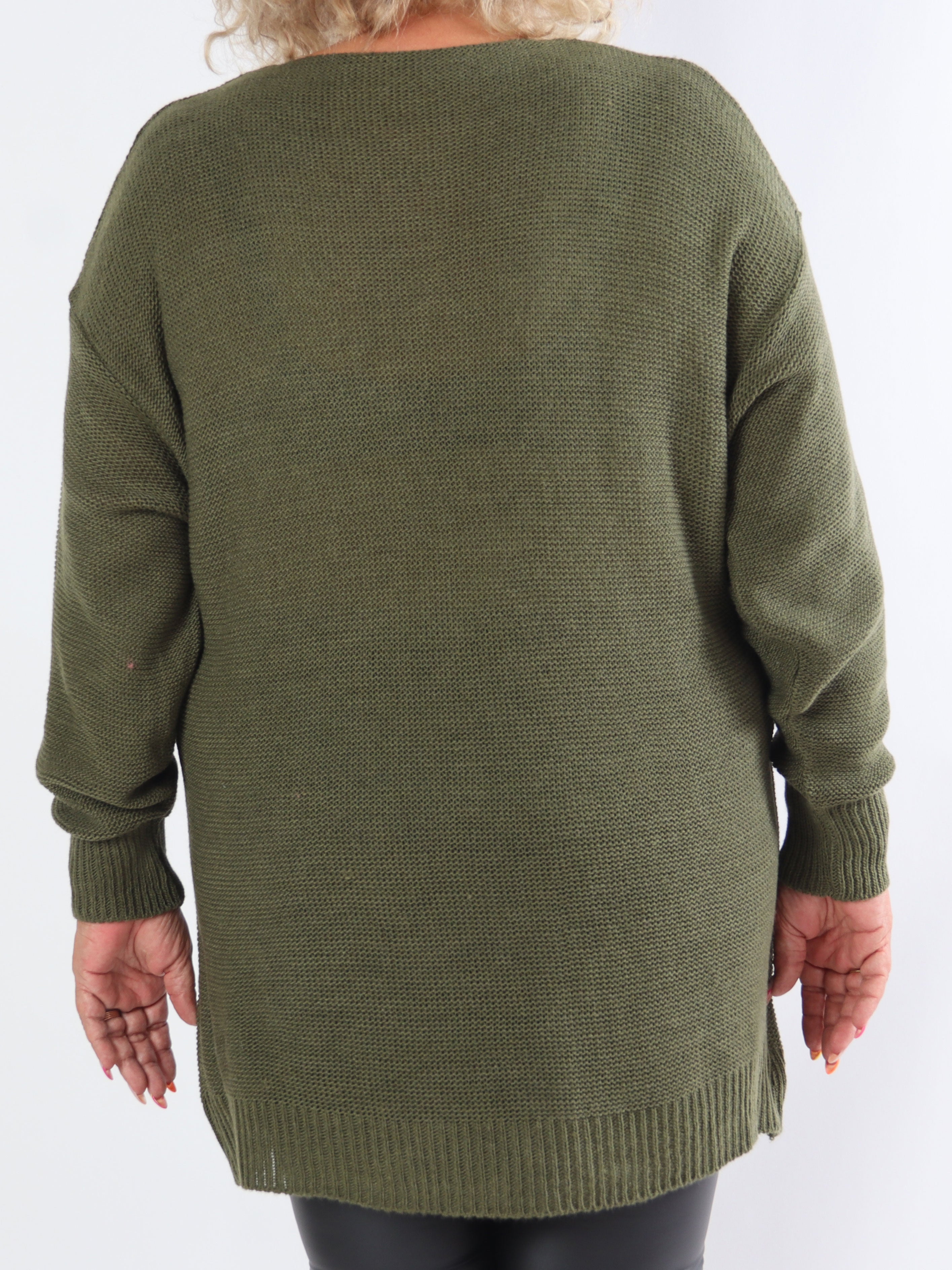 Annalise - Plus size strikkjole med hjerte foran